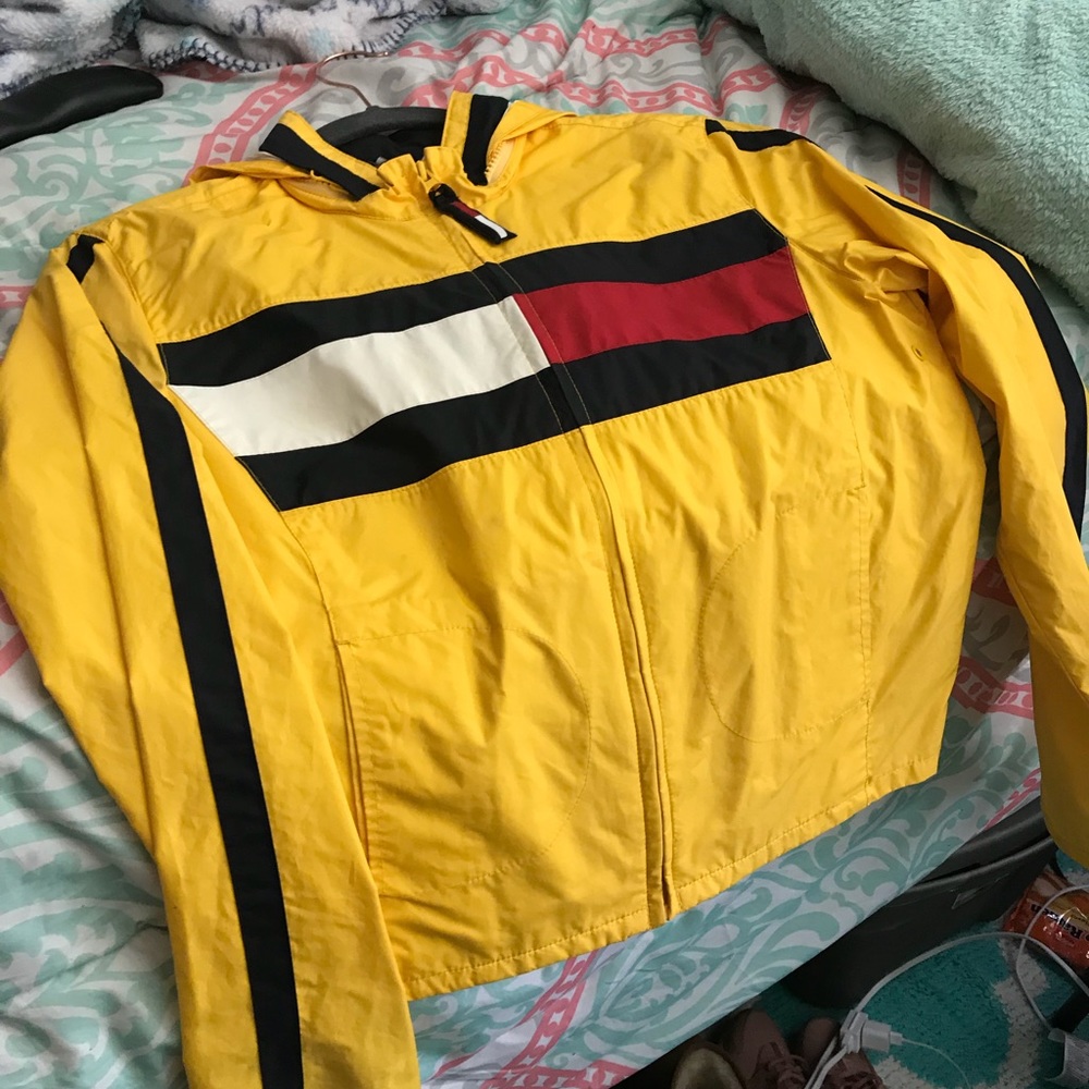 This is a women’s extra small